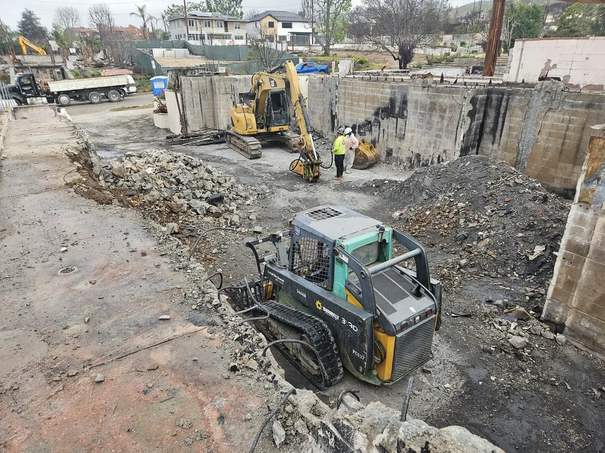 California and Los Angeles Demolition Requirements